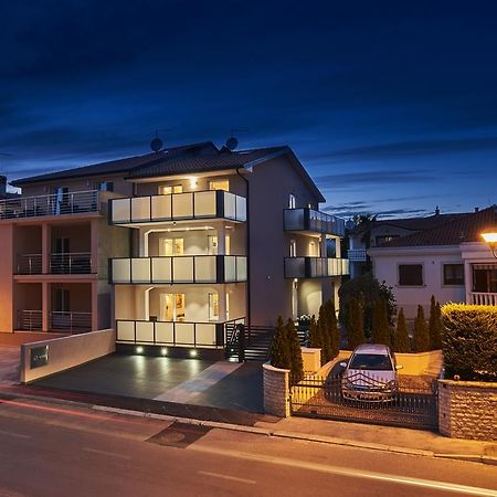 Apartments Tre Perle Umag Exteriör bild